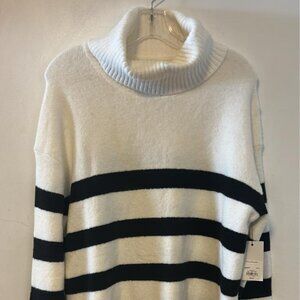 Nine West Oversized  Sweater NWT